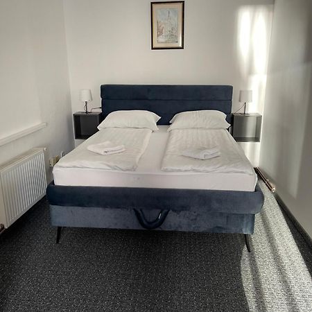 Hotel Ada - Otoka Sarajevo Bagian luar foto