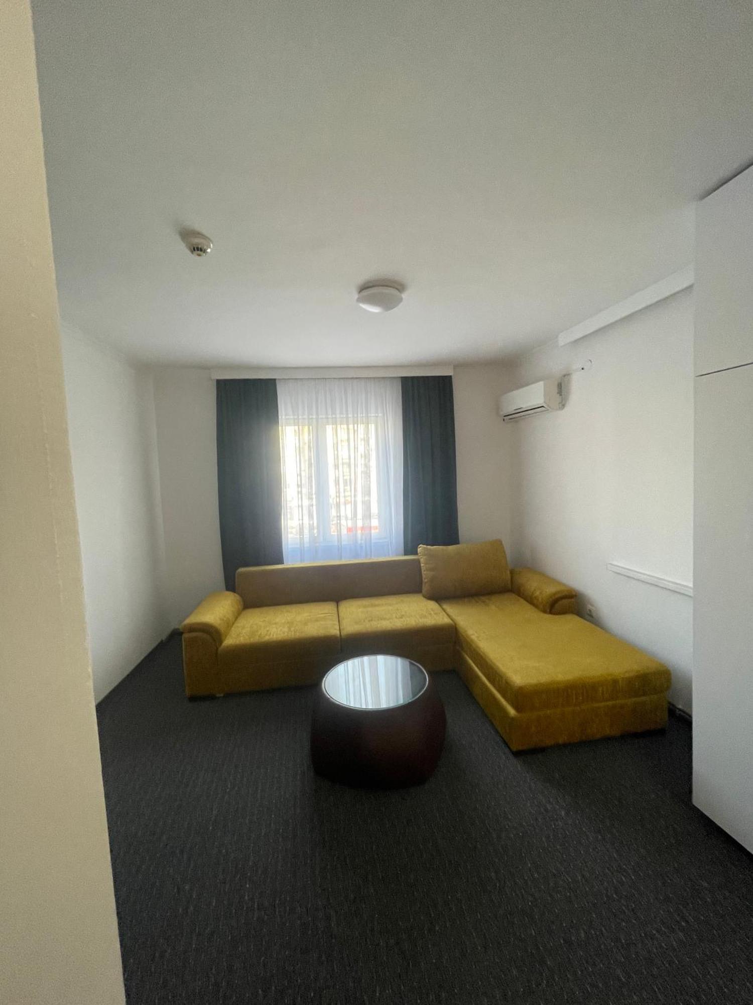 Hotel Ada - Otoka Sarajevo Bagian luar foto