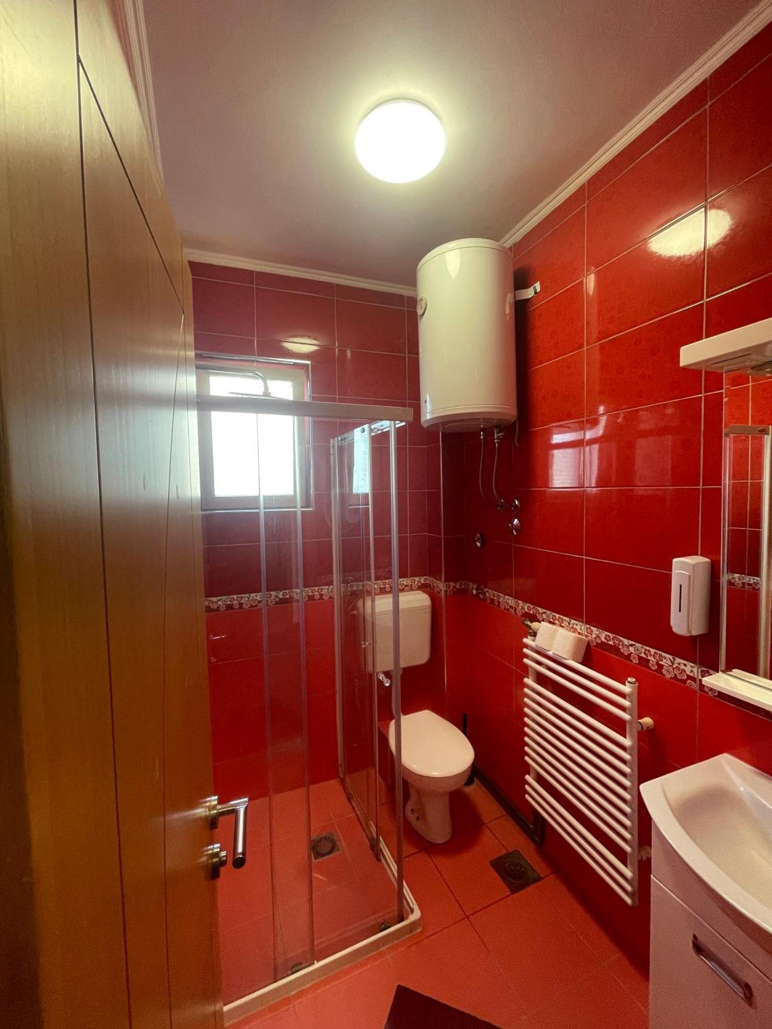 Hotel Ada - Otoka Sarajevo Bagian luar foto