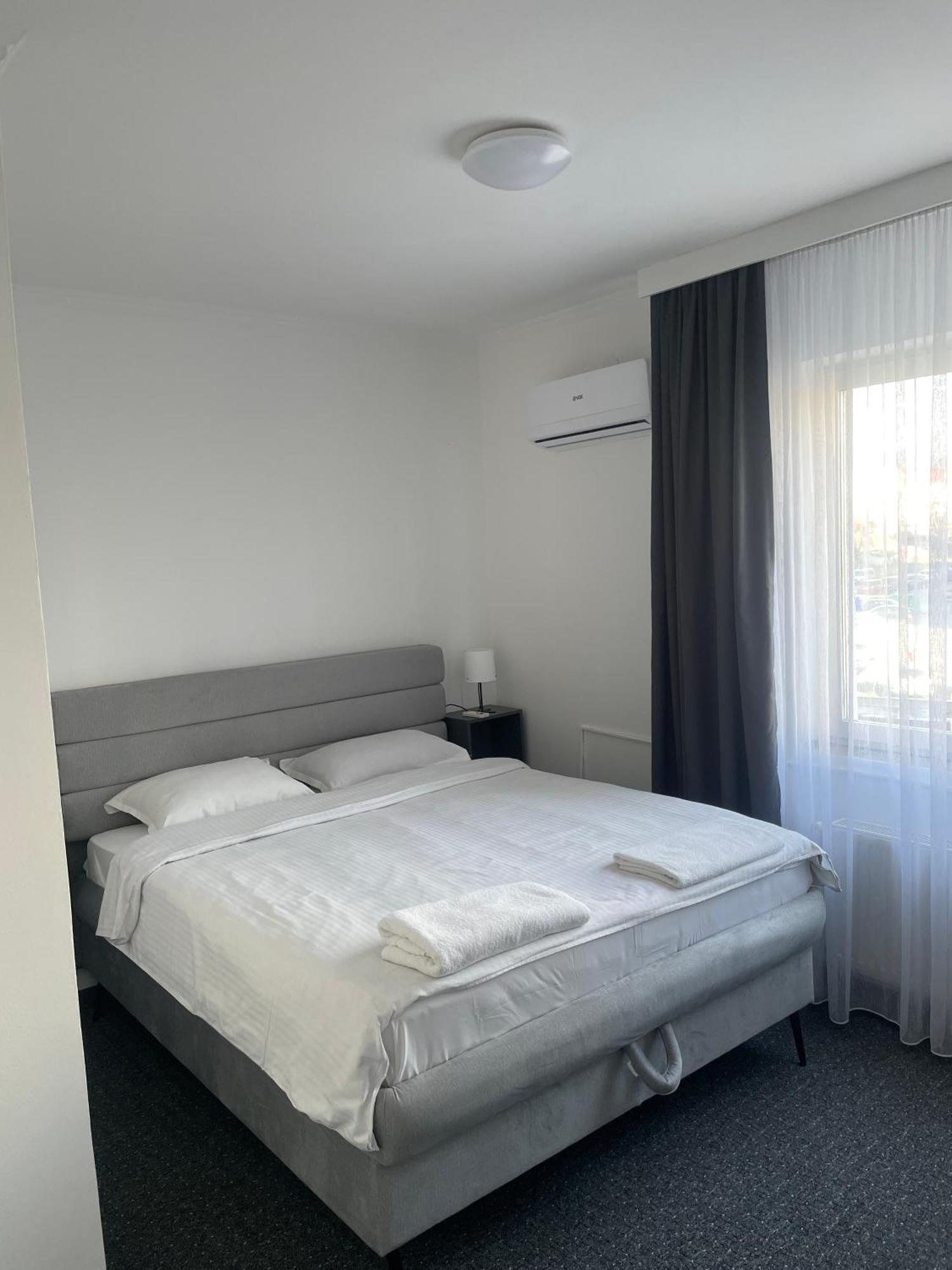 Hotel Ada - Otoka Sarajevo Bagian luar foto