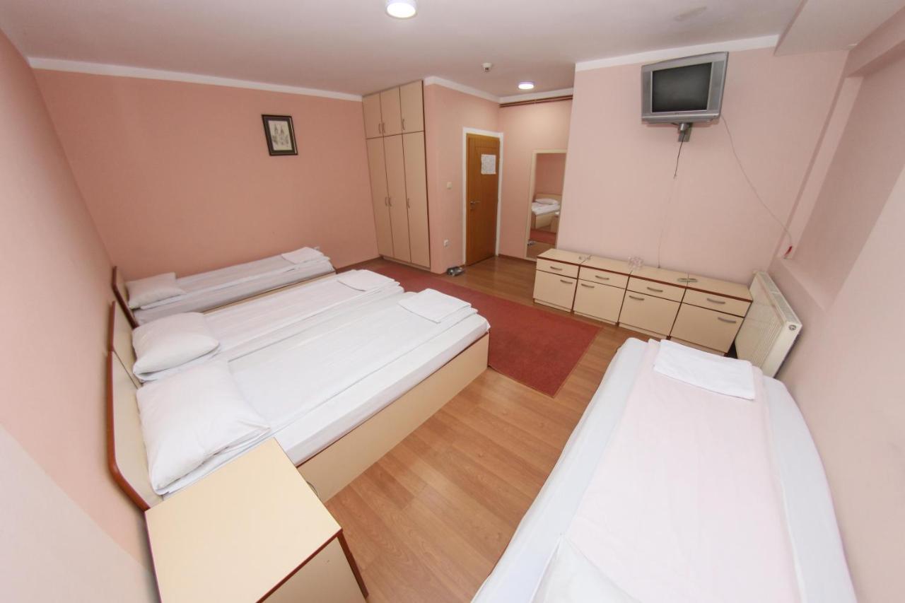 Hotel Ada - Otoka Sarajevo Bagian luar foto
