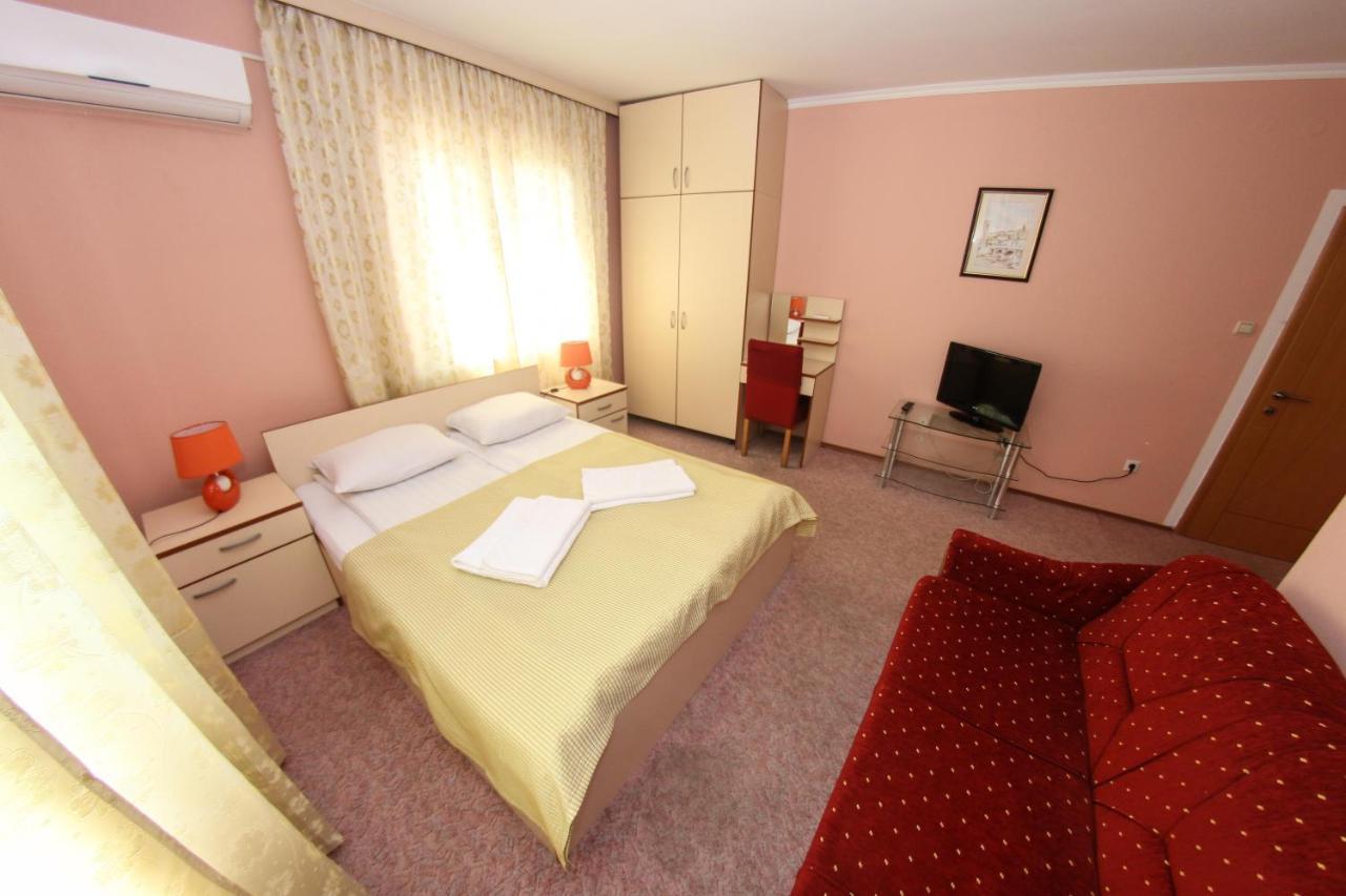 Hotel Ada - Otoka Sarajevo Bagian luar foto