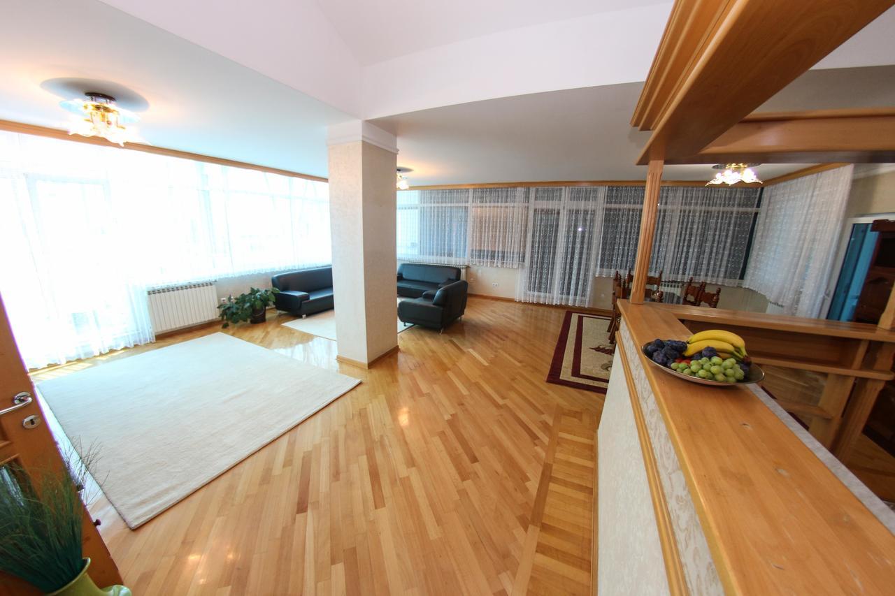 Hotel Ada - Otoka Sarajevo Bagian luar foto